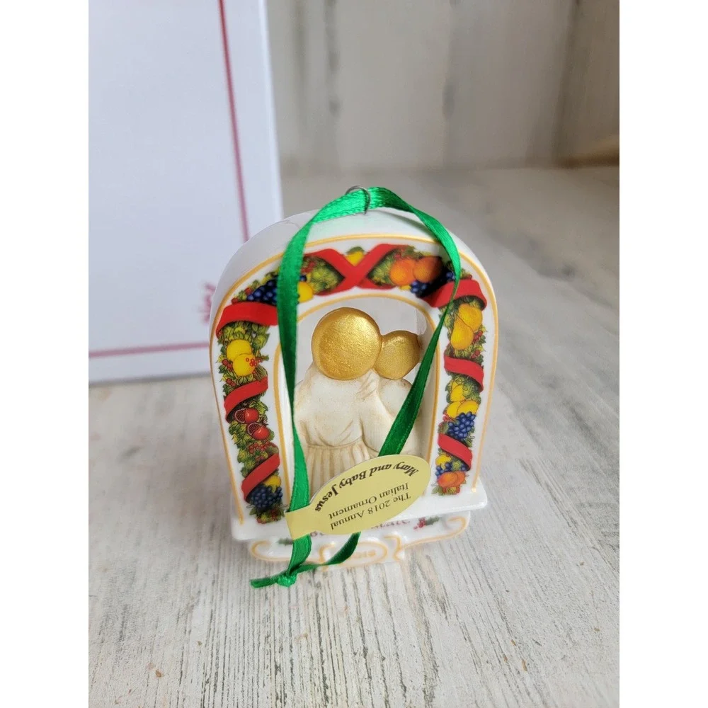 Danbury mint Buon Natale virgin Mary‎ baby Jesus ornament Xmas